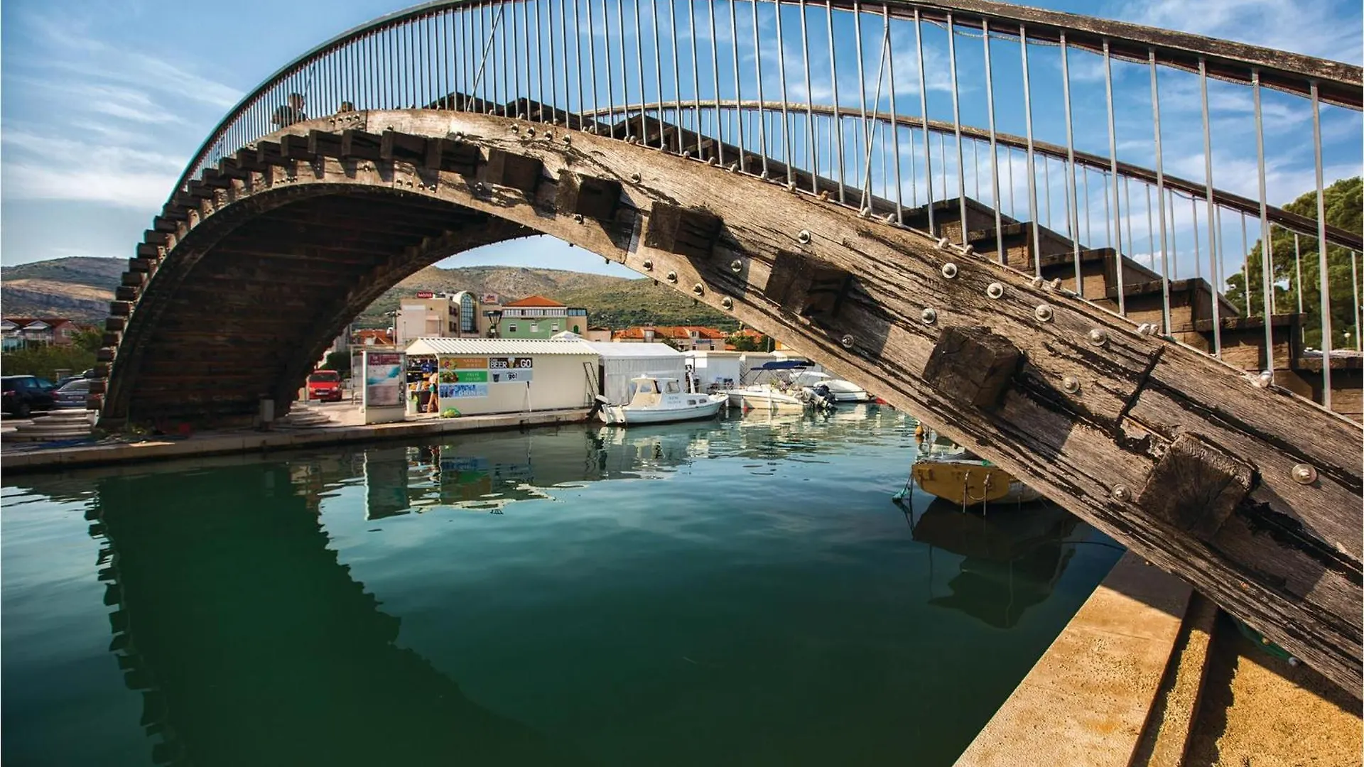 Gorgeous Apartment In Trogir With House Sea View 0*,